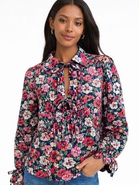 J.Crew Liberty Fabric Poppy Amelie Floral Pintuck Blouse Tie Neck Small